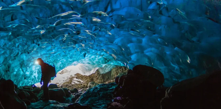 Blue Crystal Ice Cave en Vatnajökull