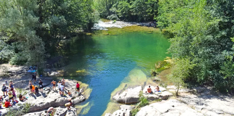 Descubre las piscinas naturales del Pont de Pedret: Un tesoro cerca de Barcelona